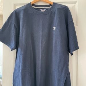 Champion t shirt